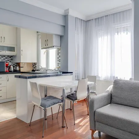 Central Flat W Balcony 5 Min To Ortakoy Square アパート *