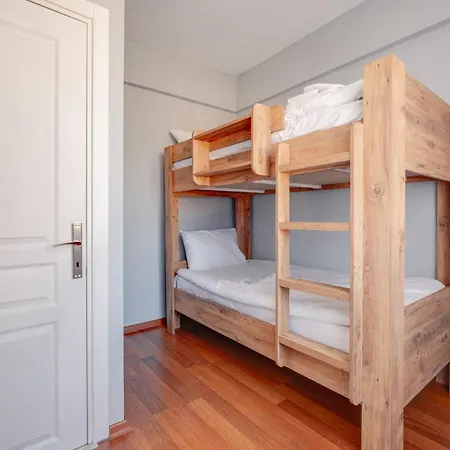 Apartamento Central Flat W Balcony 5 Min To Ortakoy Square Estambul