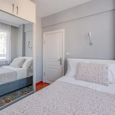 Central Flat W Balcony 5 Min To Ortakoy Square